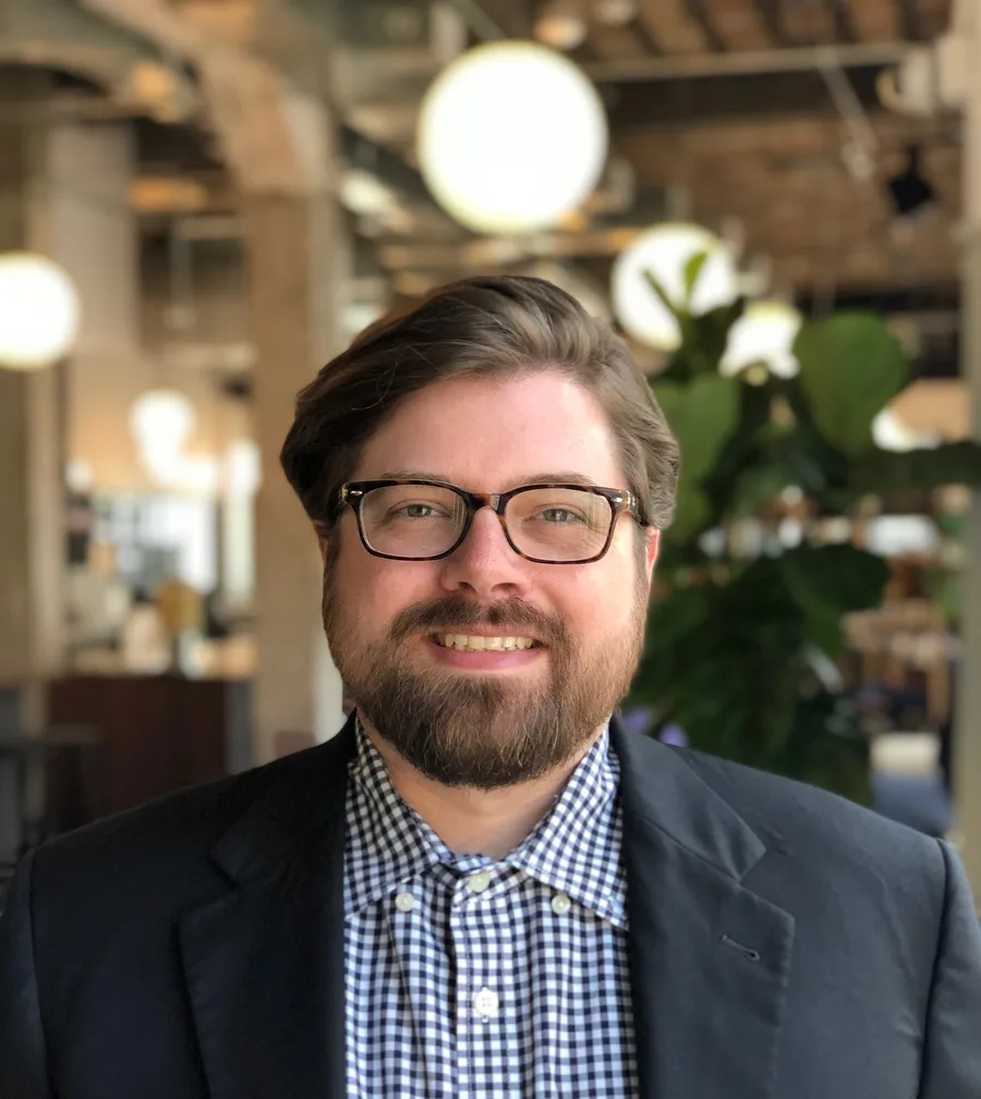 Portrait of Les Bryson, founder of The LAB Business Solutions